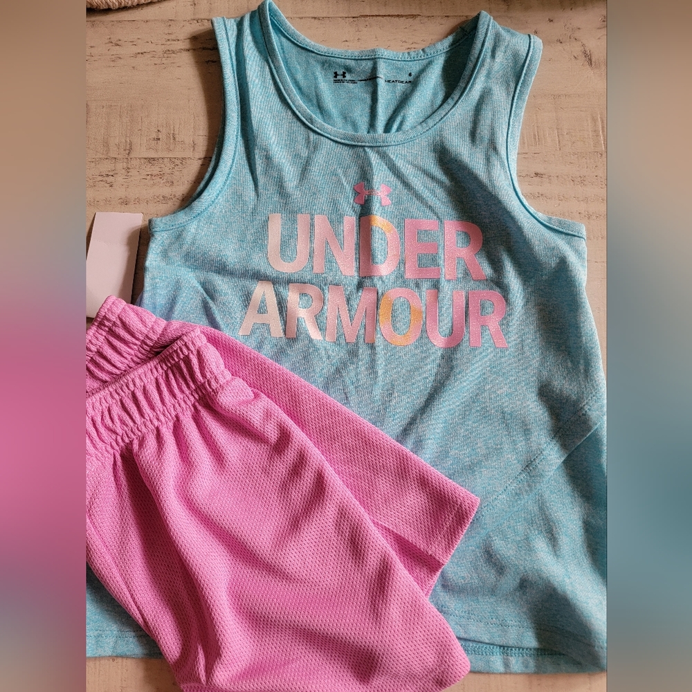 Under Armour girls 6 tank set